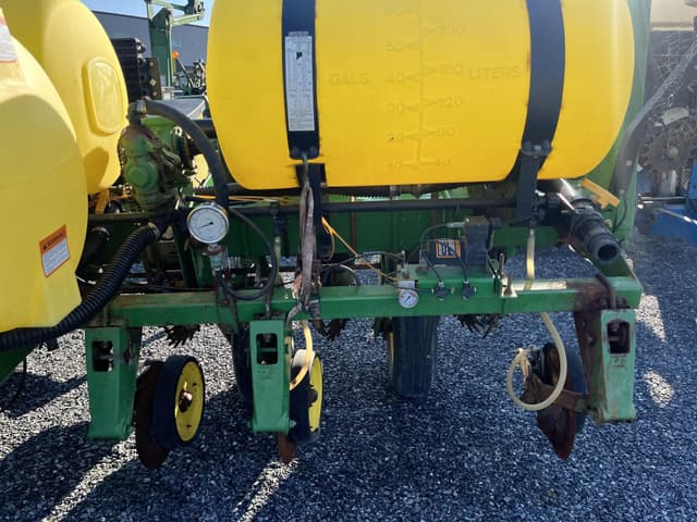 Image of John Deere 1750 equipment image 1