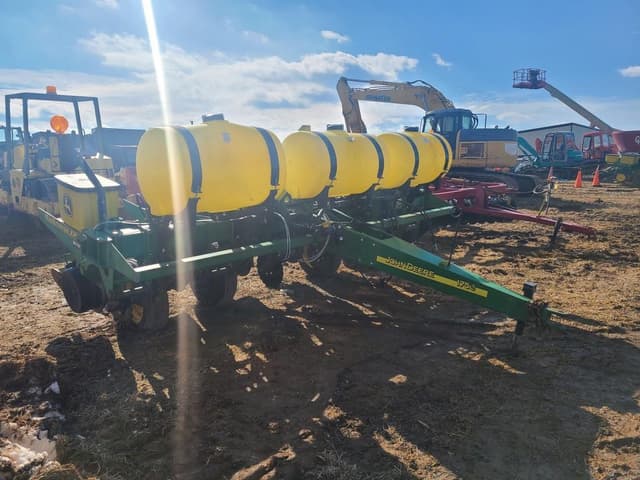 Image of John Deere 1750 equipment image 2