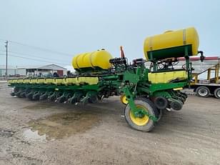 Main image John Deere 1770 6