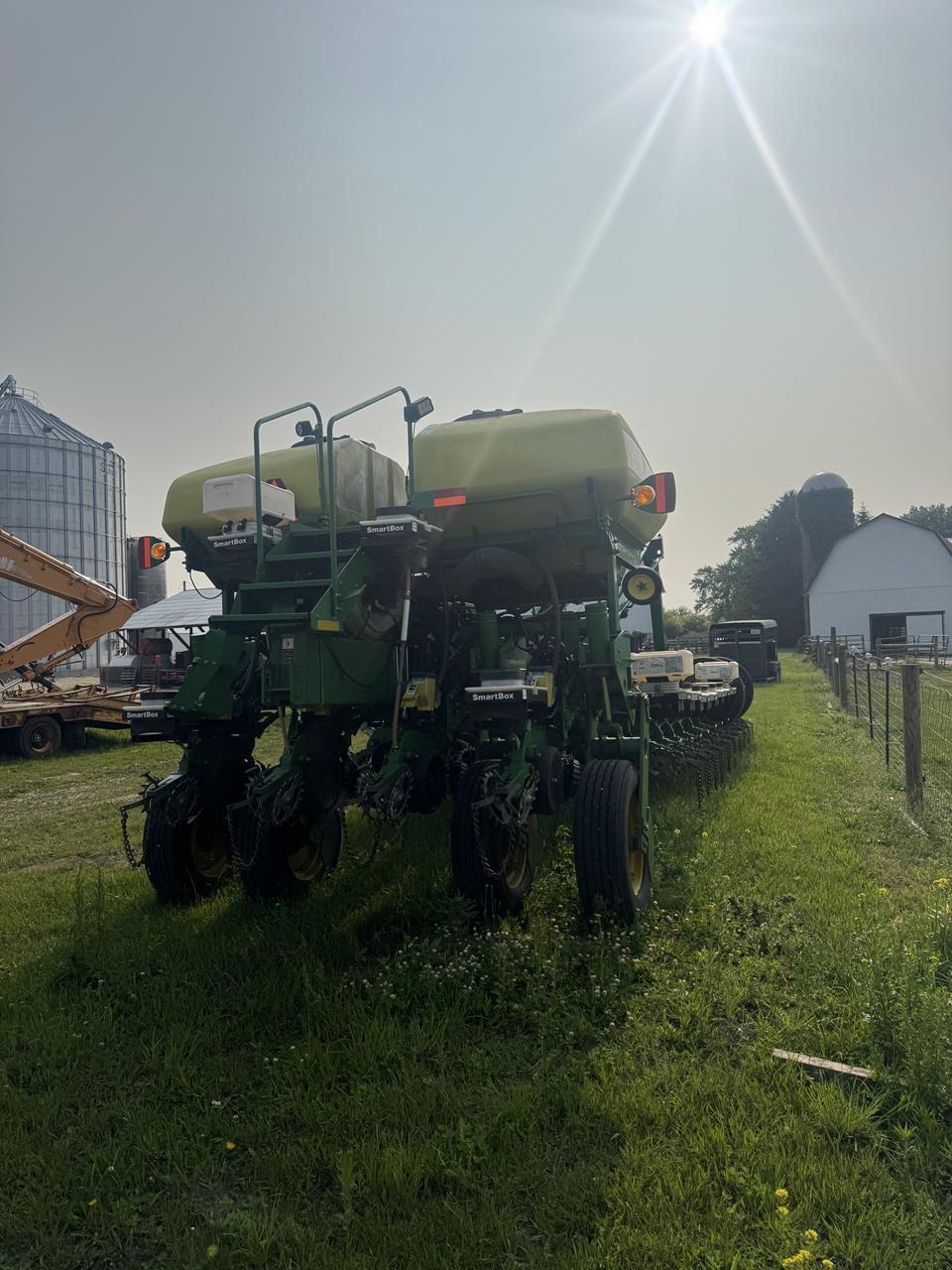 Image of John Deere 1770 Primary image