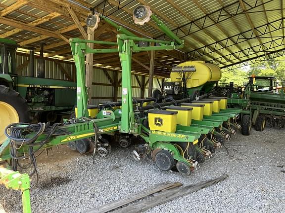 Image of John Deere 1770 Primary image