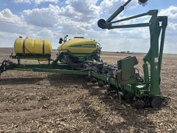 Main image John Deere 1770