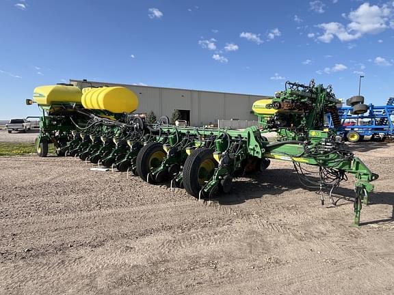 Image of John Deere 1770 Primary image