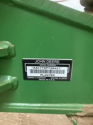 Image of John Deere 1770 equipment image 1