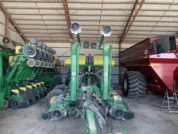 Main image John Deere 1770