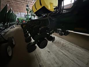 Main image John Deere 1770 16