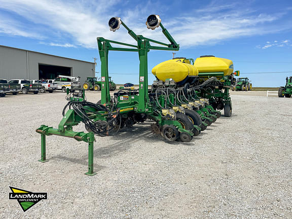 Image of John Deere 1770 Primary image