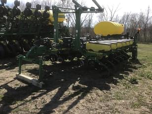 Main image John Deere 1770 1