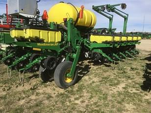 Main image John Deere 1770 3