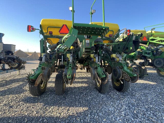 Image of John Deere 1770 equipment image 4