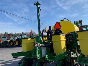 Main image John Deere 1770 11