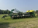 2010 John Deere 1770 Image