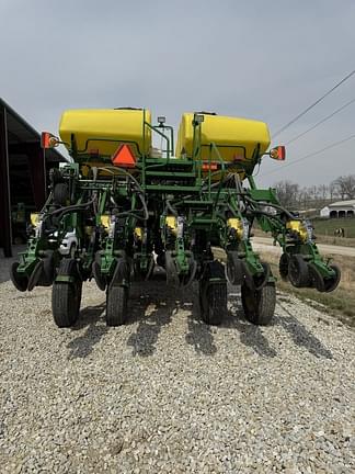 Image of John Deere 1790 equipment image 4