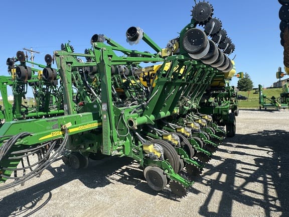 Main image John Deere 1790