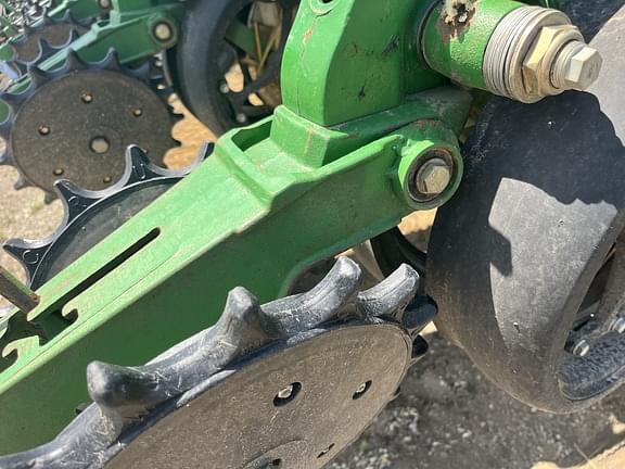 Image of John Deere 1790 equipment image 3