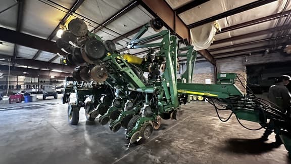 Image of John Deere 1790 Primary image