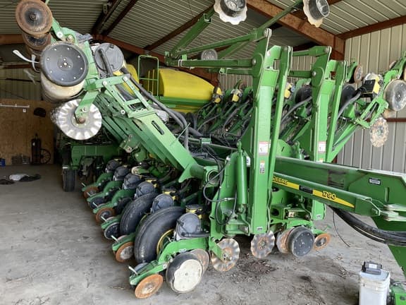 Image of John Deere 1790 Primary image