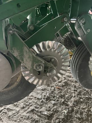 Image of John Deere 1790 equipment image 2