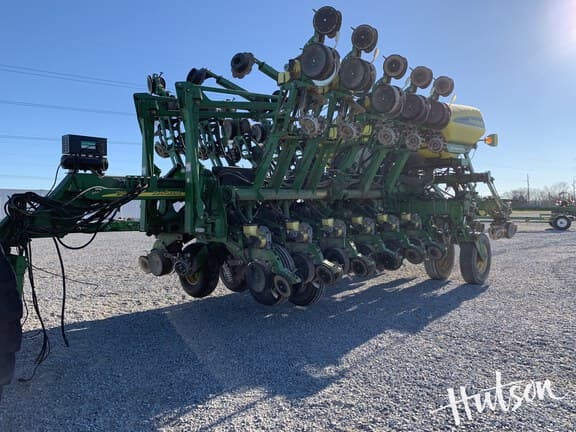 Image of John Deere 1790 equipment image 3