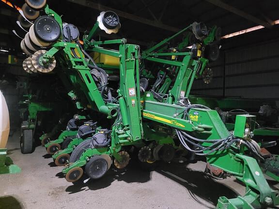 Image of John Deere 1790 equipment image 1