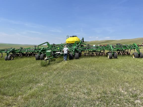 Image of John Deere 1830 Primary image