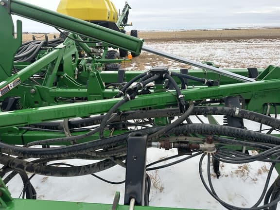 Image of John Deere 1830 equipment image 3