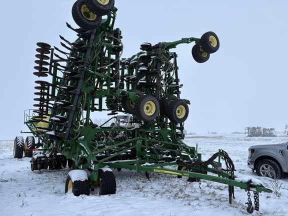 Image of John Deere 1835 equipment image 1