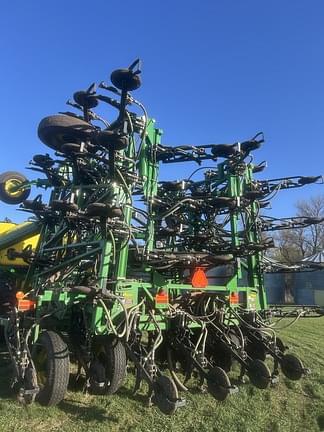 Image of John Deere 1870 Primary image