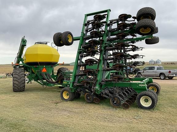 Image of John Deere 1890 equipment image 4