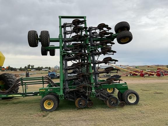 Image of John Deere 1890 equipment image 3