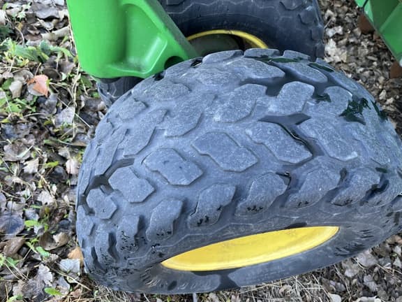 Image of John Deere 1890 equipment image 4