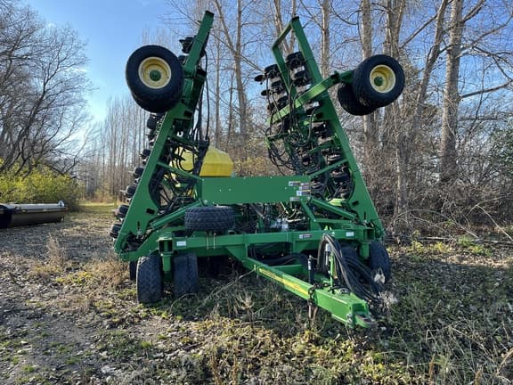 Image of John Deere 1890 equipment image 3