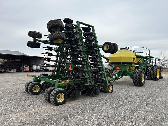 Image of John Deere 1890 equipment image 1