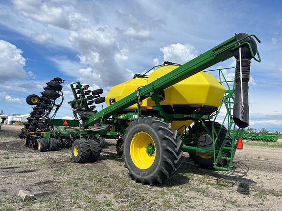 Image of John Deere 1890 equipment image 1