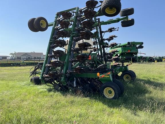 Image of John Deere 1890 equipment image 3