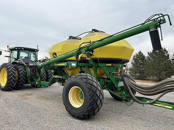 Image of John Deere 1890 equipment image 2