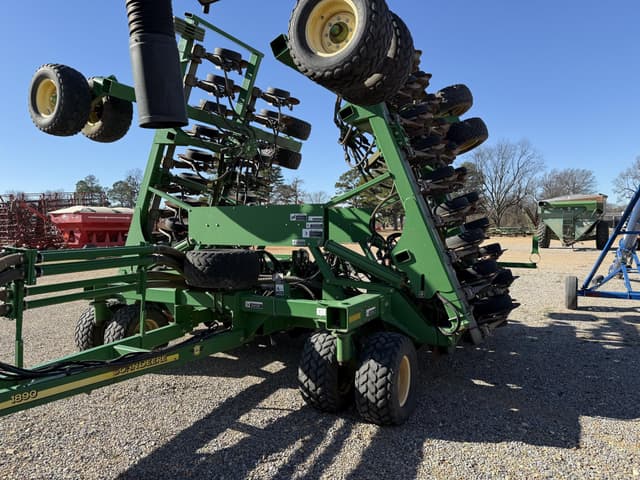 Image of John Deere 1890 equipment image 4