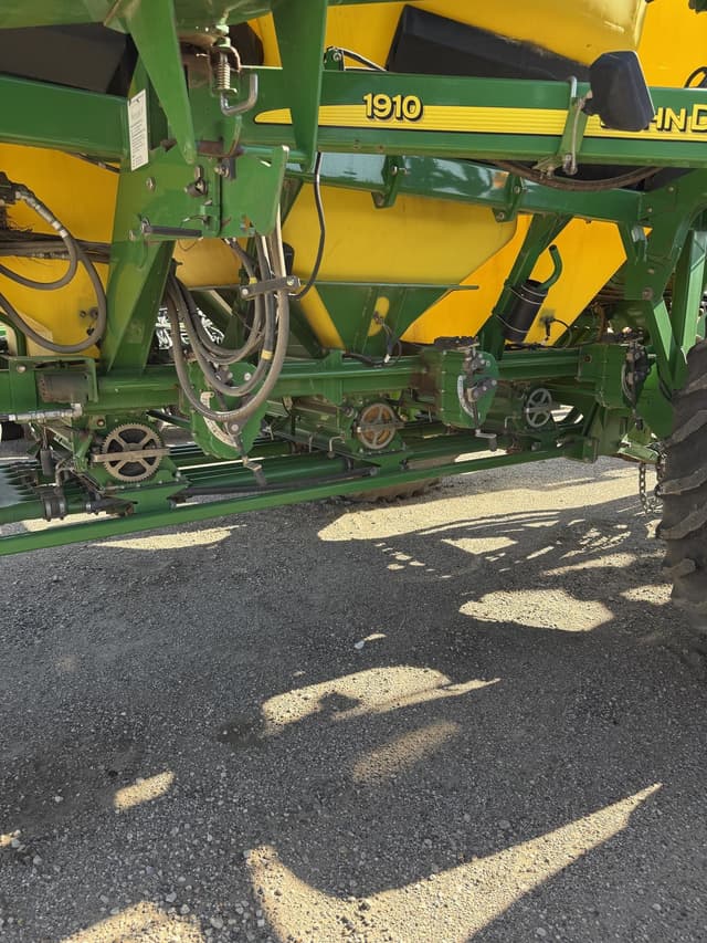 Image of John Deere 1895 equipment image 4