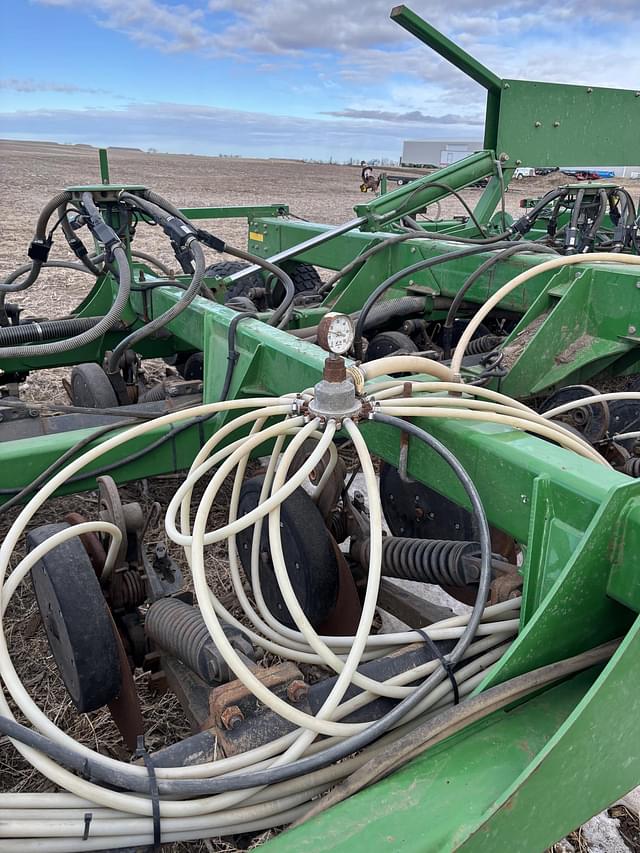 Image of John Deere 1895 equipment image 3