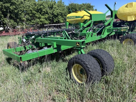 Image of John Deere 1990 Primary image