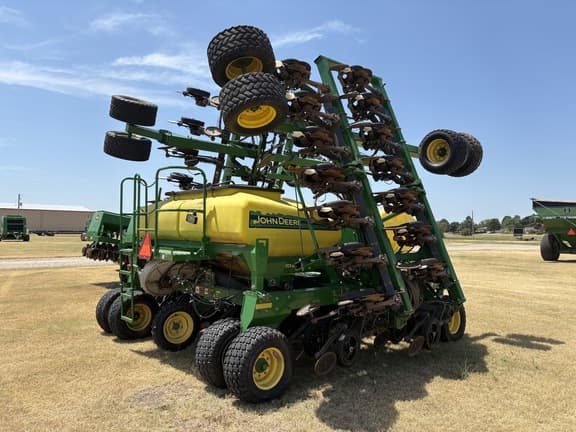 Image of John Deere 1990 equipment image 4