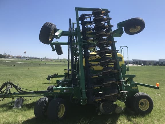 Image of John Deere 1990 equipment image 4