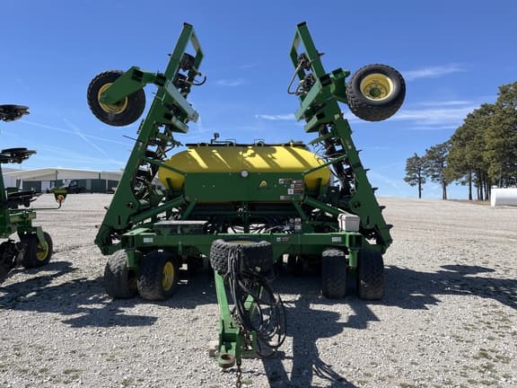 Image of John Deere 1990 equipment image 1