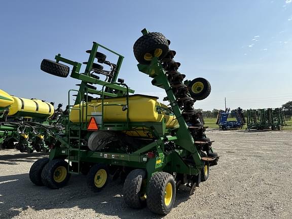 Image of John Deere 1990 equipment image 4