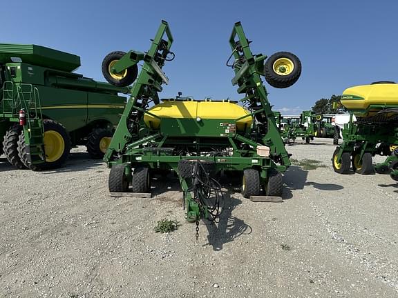 Image of John Deere 1990 equipment image 1