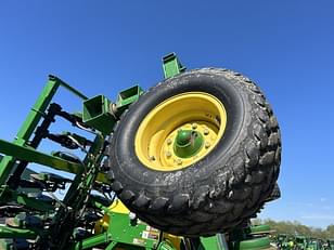 Main image John Deere 1990 17