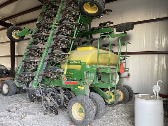 Image of John Deere 1990 equipment image 1