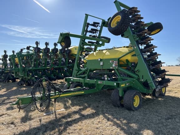 Image of John Deere 1990 equipment image 2