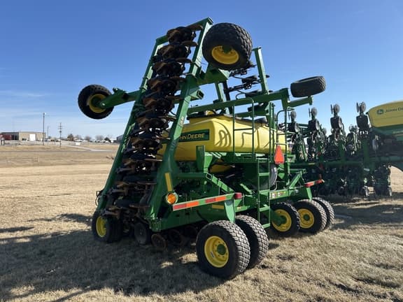 Image of John Deere 1990 equipment image 3