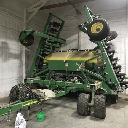 Image of John Deere 1990 Image 0